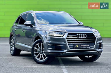 Внедорожник / Кроссовер Audi Q7 2019 в Киеве