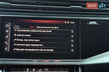 Позашляховик / Кросовер Audi Q7 2020 в 