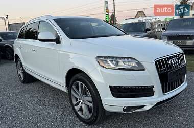 Позашляховик / Кросовер Audi Q7 2015 в 