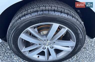 Позашляховик / Кросовер Audi Q7 2015 в 