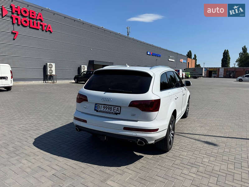 Внедорожник / Кроссовер Audi Q7 2013 в Кременчуге