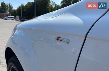 Внедорожник / Кроссовер Audi Q7 2013 в 