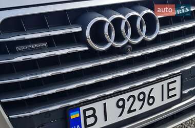 Внедорожник / Кроссовер Audi Q7 2017 в 