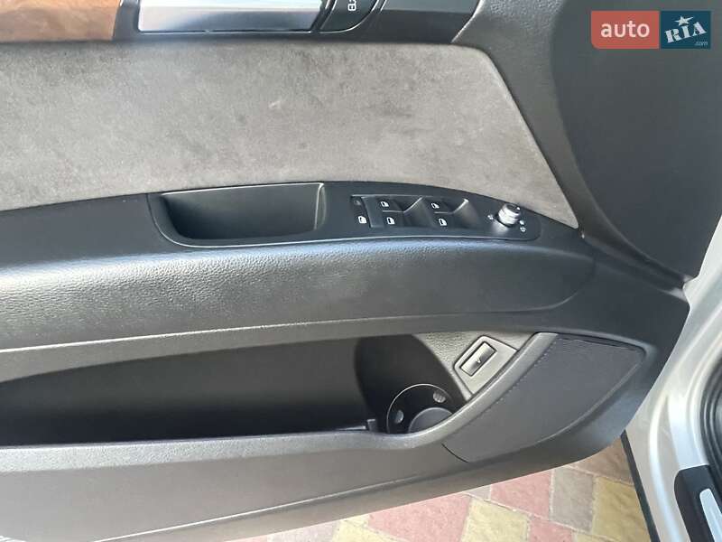 Позашляховик / Кросовер Audi Q7 2009 в Миргороді