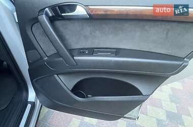 Внедорожник / Кроссовер Audi Q7 2009 в 