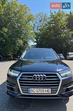 Внедорожник / Кроссовер Audi Q7 2017 в Львове