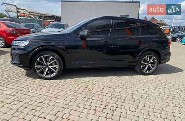 Внедорожник / Кроссовер Audi Q7 2020 в 