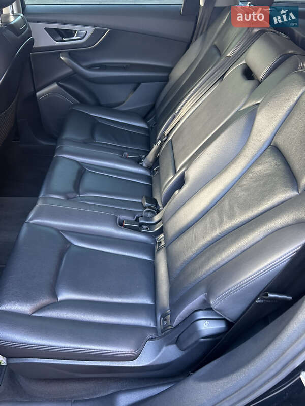 Позашляховик / Кросовер Audi Q7 2017 в Полтаві фото 10 Позашляховик / Кросовер Audi Q7 2017 в Полтаві