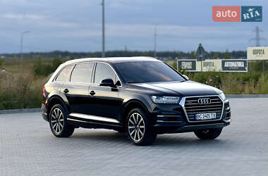 Позашляховик / Кросовер Audi Q7 2016 в 
