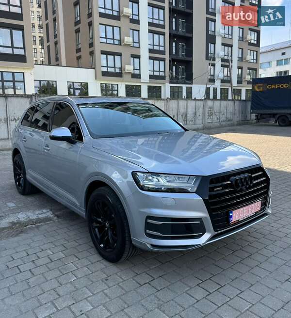 Позашляховик / Кросовер Audi Q7 2018 в Львові