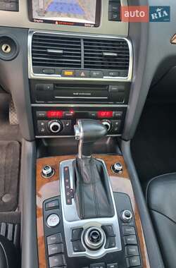 Внедорожник / Кроссовер Audi Q7 2014 в 