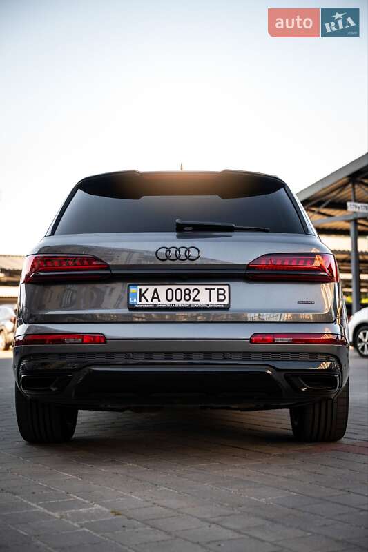 Внедорожник / Кроссовер Audi Q7 2019 в Житомире