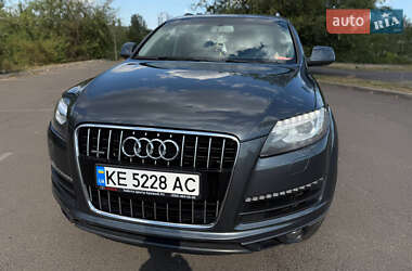Внедорожник / Кроссовер Audi Q7 2012 в 