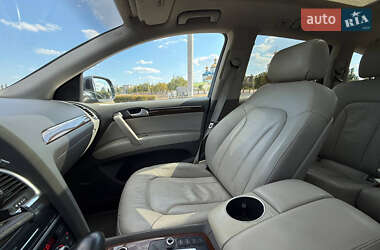 Внедорожник / Кроссовер Audi Q7 2012 в 