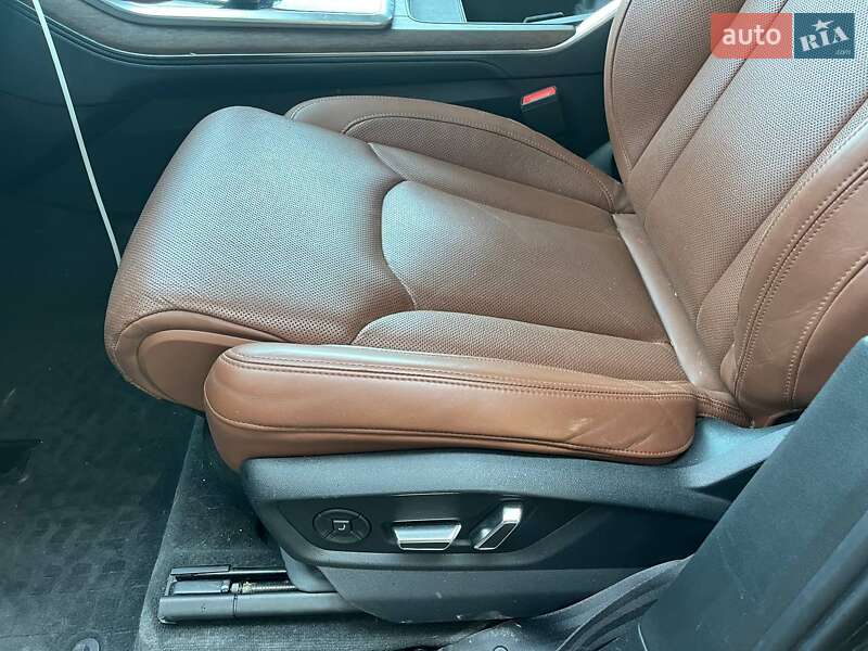 Внедорожник / Кроссовер Audi Q7 2020 в Львове фото 10 Внедорожник / Кроссовер Audi Q7 2020 в Львове