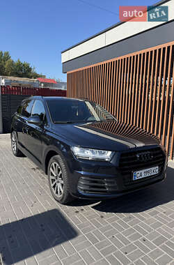 Позашляховик / Кросовер Audi Q7 2016 в Черкасах