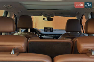 Внедорожник / Кроссовер Audi Q7 2019 в 