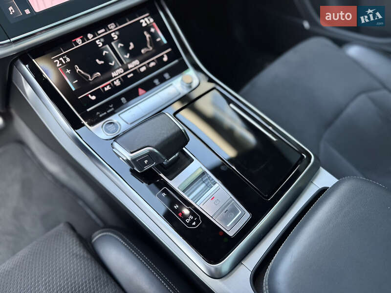 Позашляховик / Кросовер Audi Q7 2021 в Львові