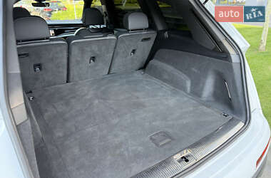 Внедорожник / Кроссовер Audi Q7 2021 в 
