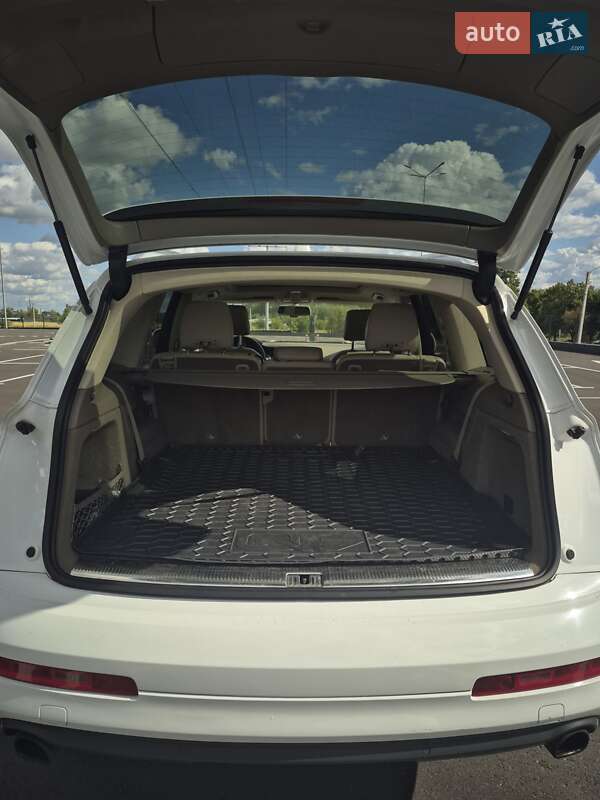 Позашляховик / Кросовер Audi Q7 2014 в Чернігові фото 11 Позашляховик / Кросовер Audi Q7 2014 в Чернігові