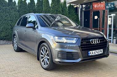 Позашляховик / Кросовер Audi Q7 2019 в 