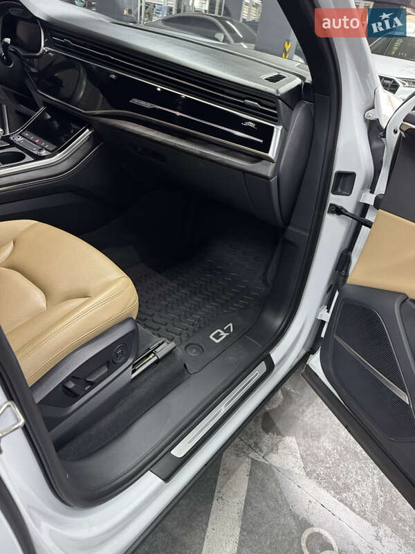 Внедорожник / Кроссовер Audi Q7 2021 в Одессе фото 21 Внедорожник / Кроссовер Audi Q7 2021 в Одессе