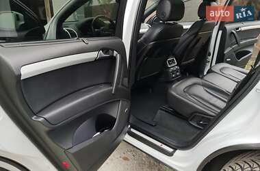 Внедорожник / Кроссовер Audi Q7 2013 в 