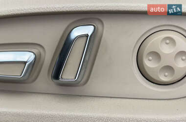 Внедорожник / Кроссовер Audi Q7 2012 в 
