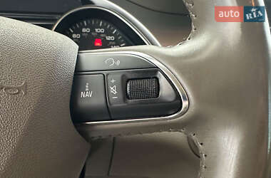 Внедорожник / Кроссовер Audi Q7 2012 в 