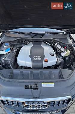 Внедорожник / Кроссовер Audi Q7 2013 в 