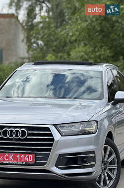 Внедорожник / Кроссовер Audi Q7 2019 в 