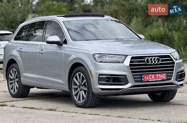 Внедорожник / Кроссовер Audi Q7 2019 в 