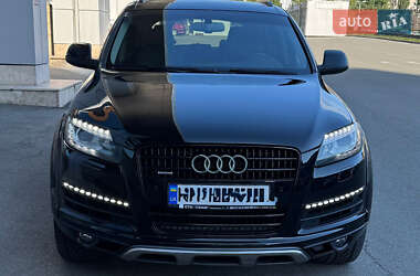 Внедорожник / Кроссовер Audi Q7 2015 в 