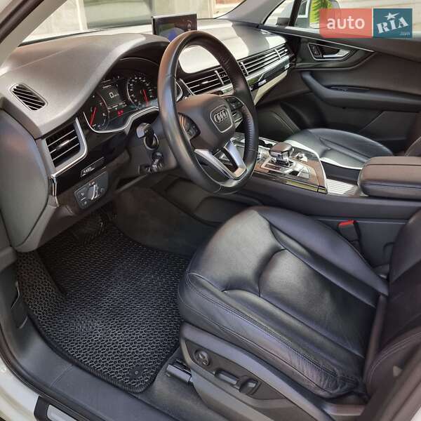 Внедорожник / Кроссовер Audi Q7 2018 в Львове