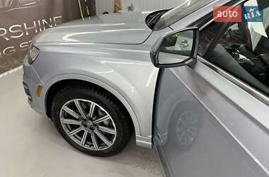 Внедорожник / Кроссовер Audi Q7 2018 в Черновцах