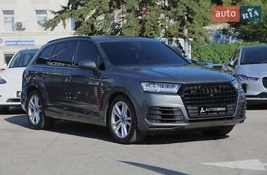Позашляховик / Кросовер Audi Q7 2016 в 