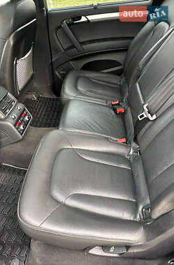 Позашляховик / Кросовер Audi Q7 2014 в 