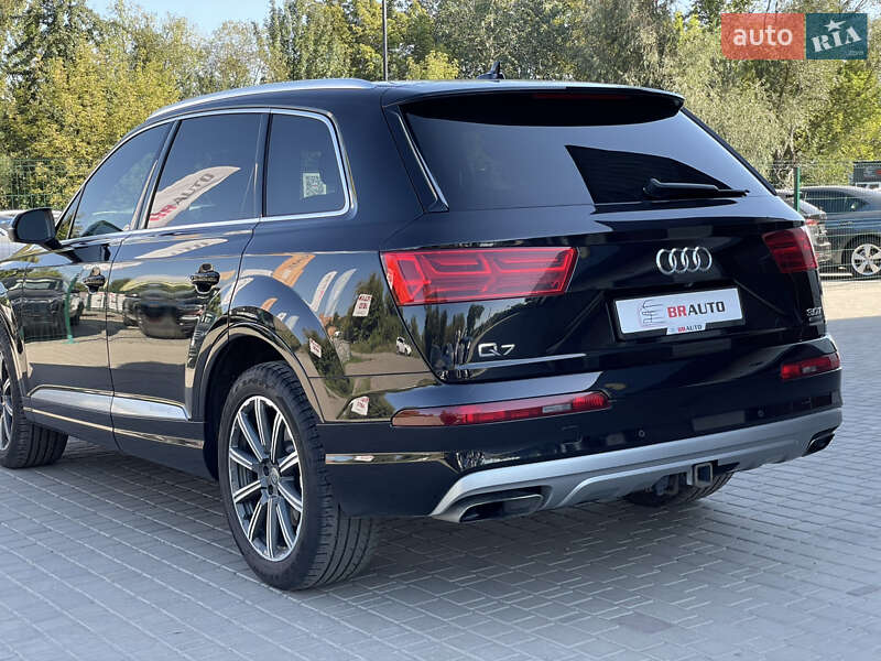 Внедорожник / Кроссовер Audi Q7 2015 в Бердичеве