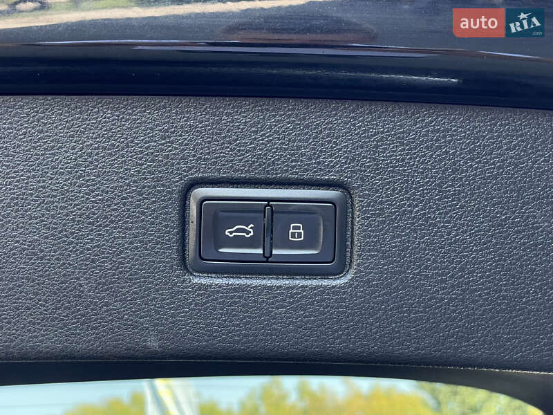 Внедорожник / Кроссовер Audi Q7 2015 в Бердичеве