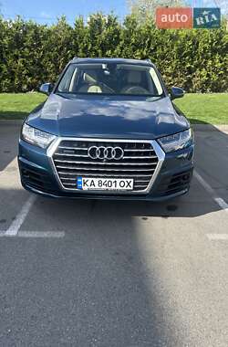 Позашляховик / Кросовер Audi Q7 2017 в Києві