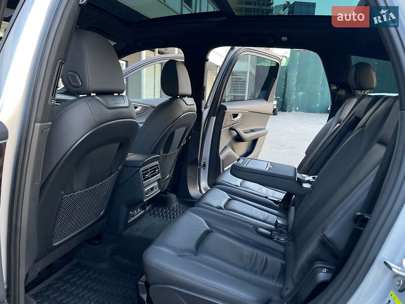 Внедорожник / Кроссовер Audi Q7 2019 в Киеве фото 56 Внедорожник / Кроссовер Audi Q7 2019 в Киеве