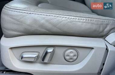Внедорожник / Кроссовер Audi Q7 2010 в 