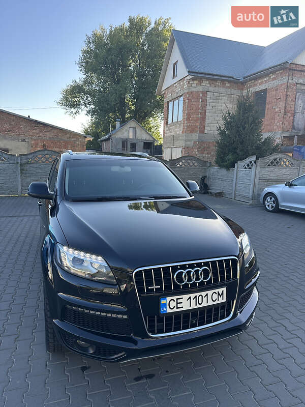 Внедорожник / Кроссовер Audi Q7 2015 в Черновцах