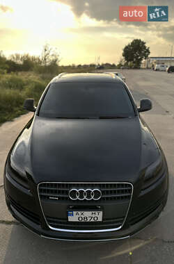 Внедорожник / Кроссовер Audi Q7 2006 в 