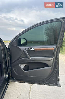 Внедорожник / Кроссовер Audi Q7 2006 в 