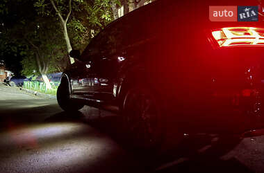 Внедорожник / Кроссовер Audi Q7 2017 в 