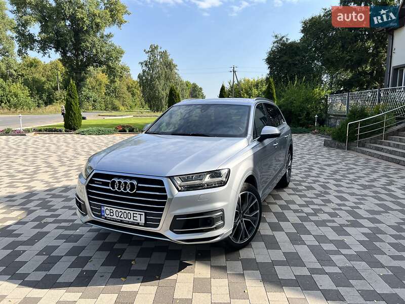 Внедорожник / Кроссовер Audi Q7 2017 в Нежине