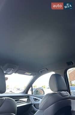 Позашляховик / Кросовер Audi Q7 2022 в 