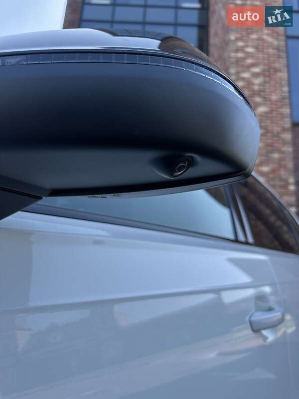 Позашляховик / Кросовер Audi Q7 2022 в Києві