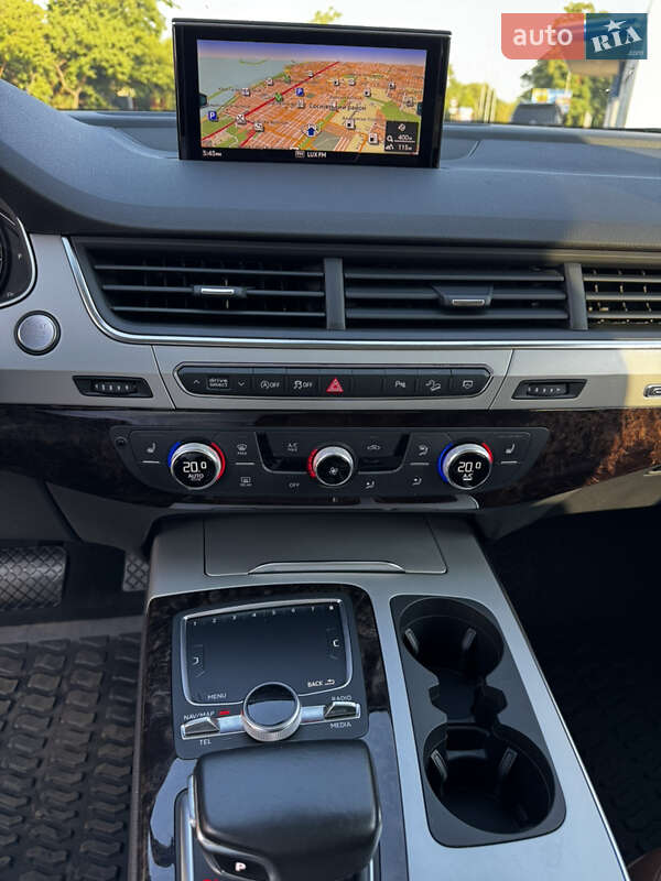 Позашляховик / Кросовер Audi Q7 2019 в Черкасах